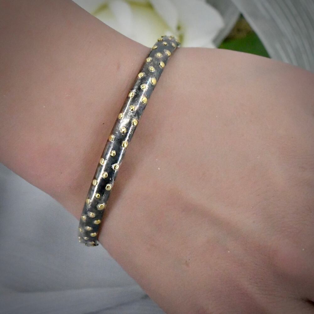 Vintage Suarti Bali Sterling Silver Caviar Dot Bangle Bracelet 8in 35g